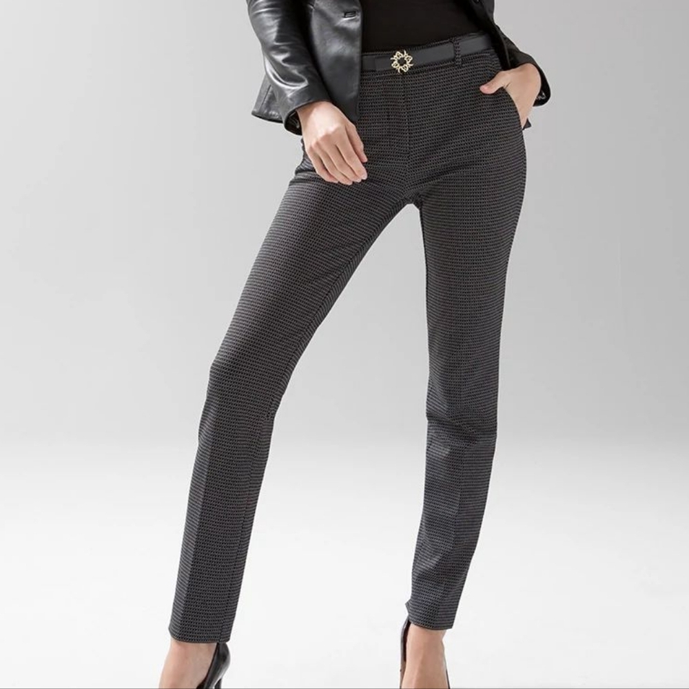 White House Black Market Black Slim Ankle Pants